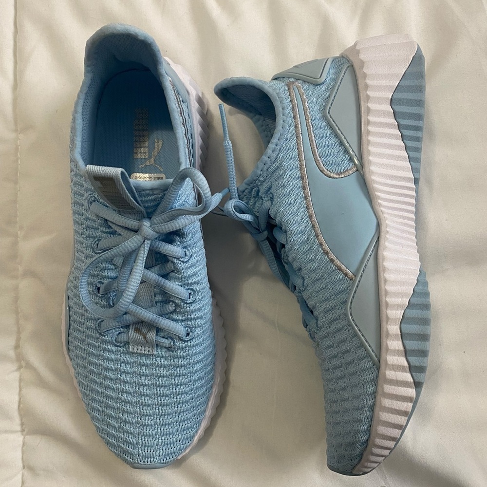 Puma tennis shoes